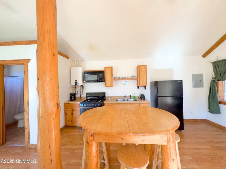 More Photos Of 2773 US Highway 82, Mayhill Hospitality For Sale