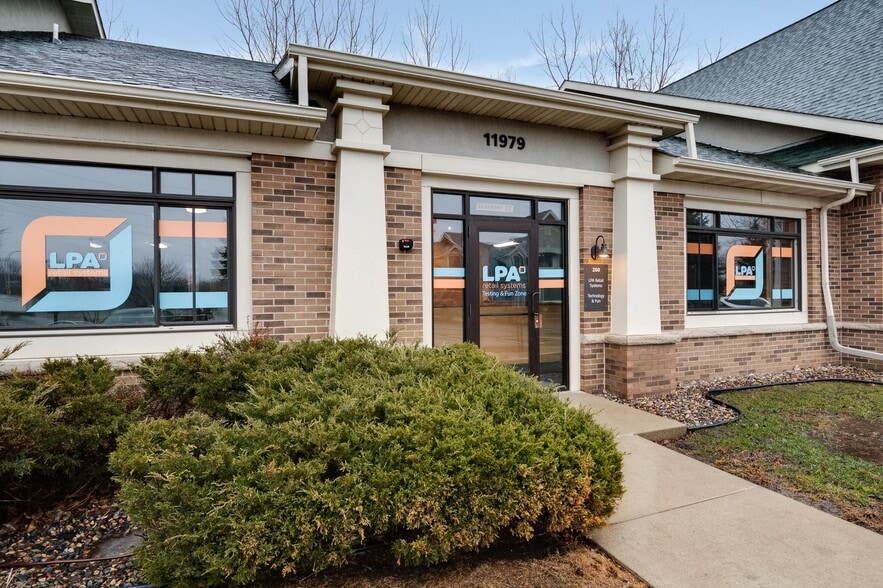 More Photos Of 11979 Cr-11, Burnsville Office For Sale