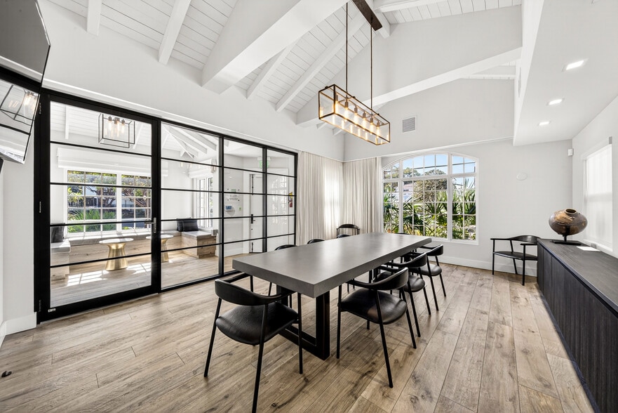 More Photos Of 5801 Biscayne Blvd, Miami Loft Creative Space For Lease