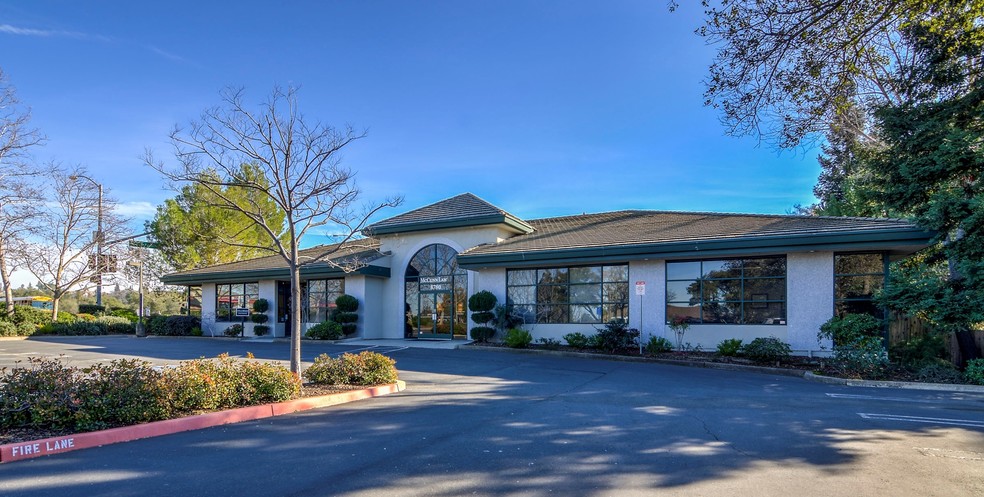Primary Photo Of 8780 Auburn Folsom Rd, Granite Bay Serviced Offices For Sale