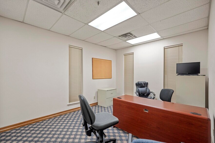 More Photos Of 2890 S Goliad St, Rockwall Industrial For Sale