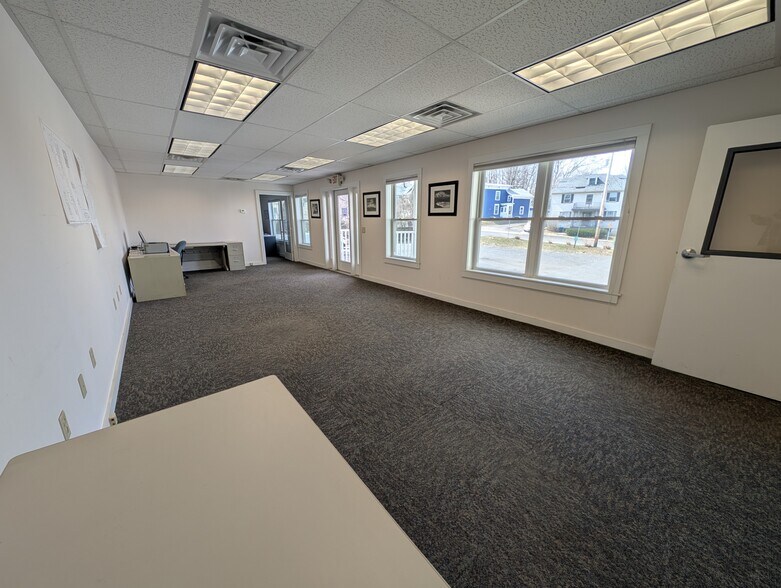 More Photos Of 55 W Housatonic St, Pittsfield Storefront Retail Office For Sale