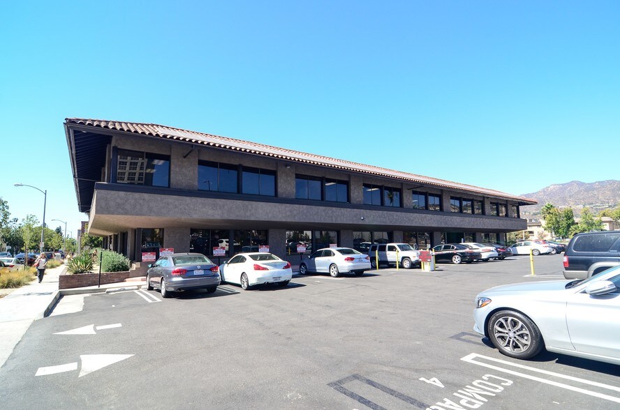More Photos Of 315 Arden Ave, Glendale Office For Sale