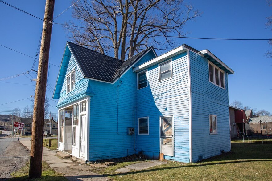 More Photos Of 11 E Hill Rd, Covington Apartments For Sale