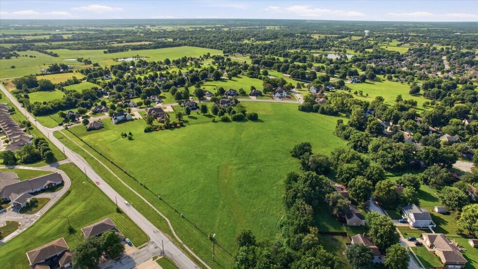 More Photos Of 457 Lucy Webb rd, Raymore Land For Sale