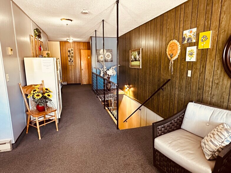 More Photos Of 107 E Main St, Bison Hotel For Sale