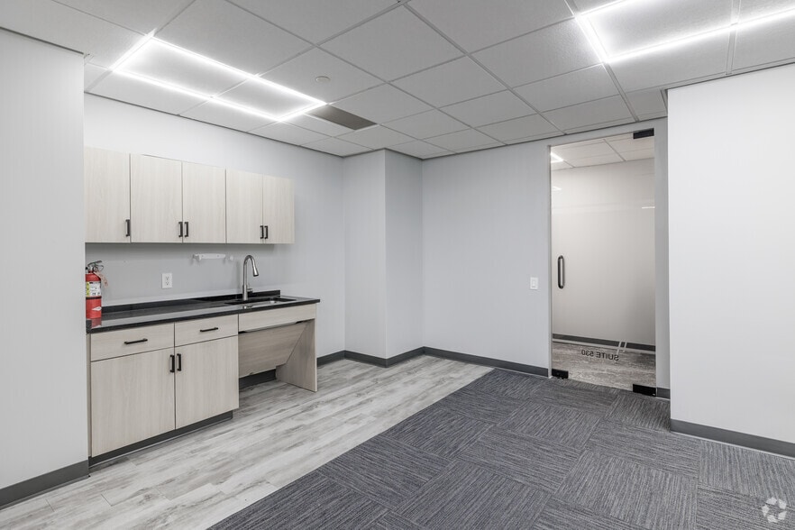 More Photos Of 15 Exchange Pl, Jersey City Office For Lease