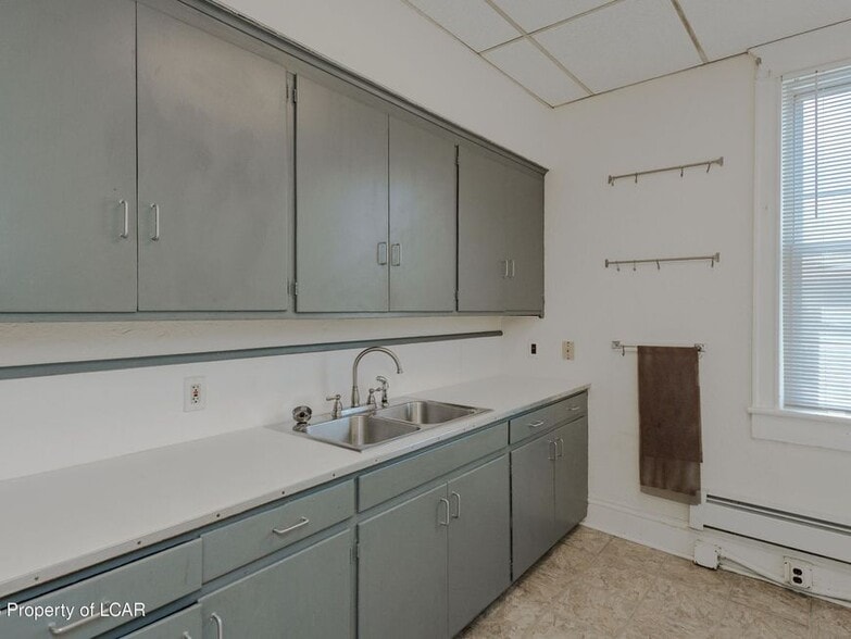 More Photos Of 310 E Main St, Nanticoke Apartments For Sale