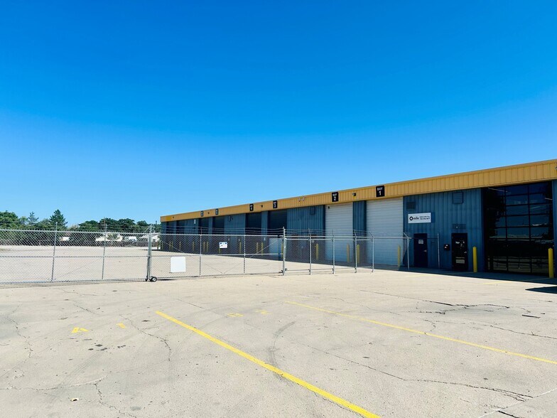 More Photos Of 5245 E 69th Ave, Commerce City Service For Lease