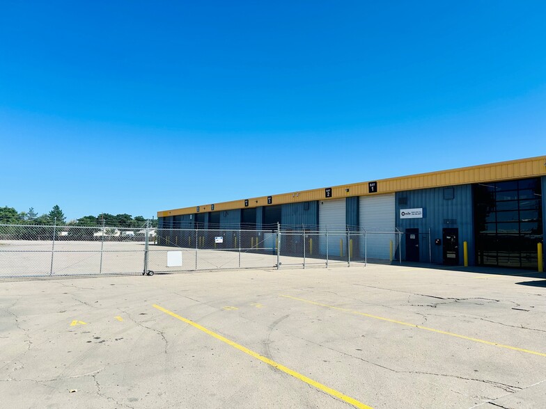 More Photos Of 5245 E 69th Ave, Commerce City Service For Sale