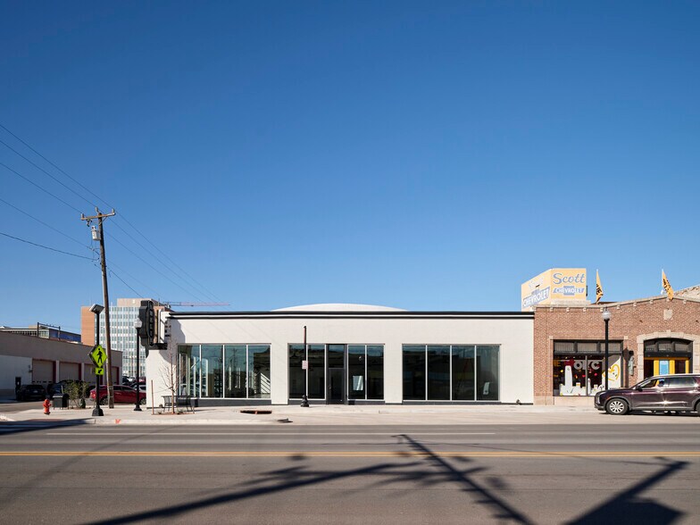 Primary Photo Of 801 N Broadway Ave, Oklahoma City Storefront Retail Office For Sale