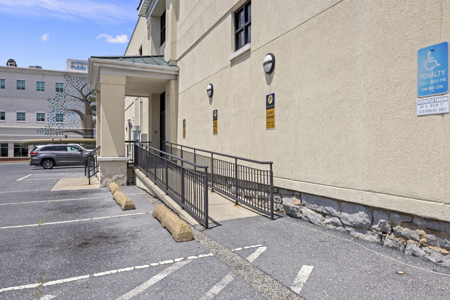 More Photos Of 90 N Main St, Harrisonburg Office For Sale