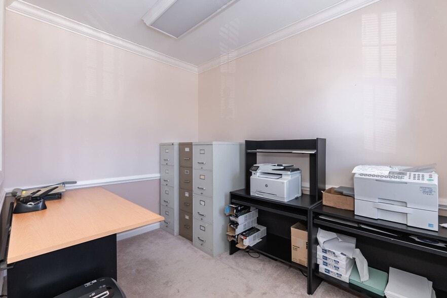 More Photos Of 5854-5862 Faringdon Pl, Raleigh Office For Lease