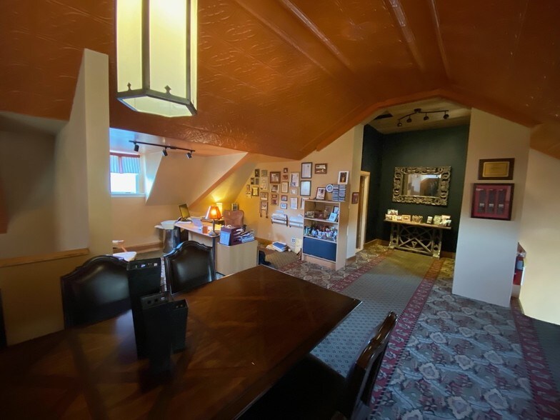 More Photos Of 605 Centennial Ave, New Galilee Loft Creative Space For Sale