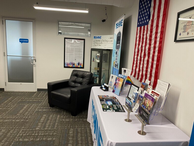 More Photos Of 100-101 E Milwaukee St, Janesville Office For Lease