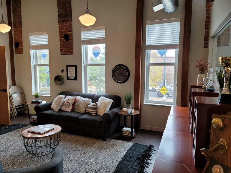 More Photos Of 2801 Welton St, Denver Restaurant For Sale