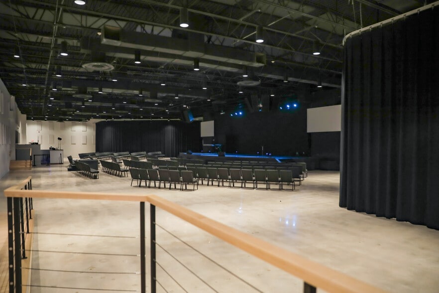 More Photos Of 6800 N Bryant Ave, Oklahoma City Religious Facility For Sale