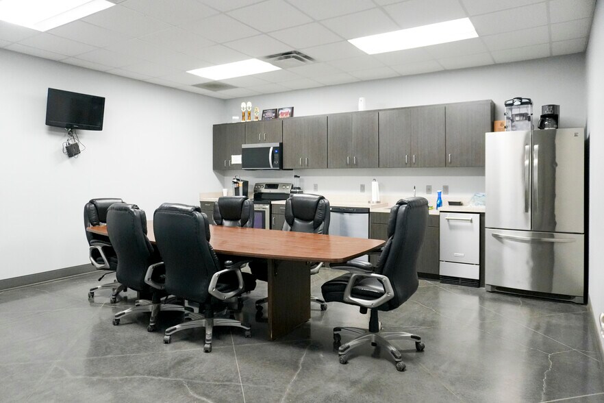 More Photos Of 3174 County Road 48, Robstown Warehouse For Sale