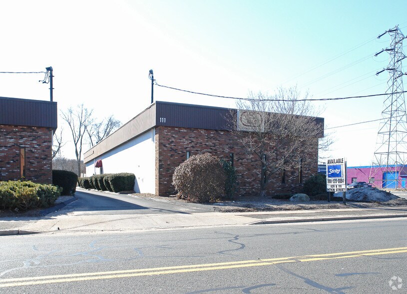 111 Pitkin St, East Hartford, CT 06108 Lofts/Showrooms For Lease