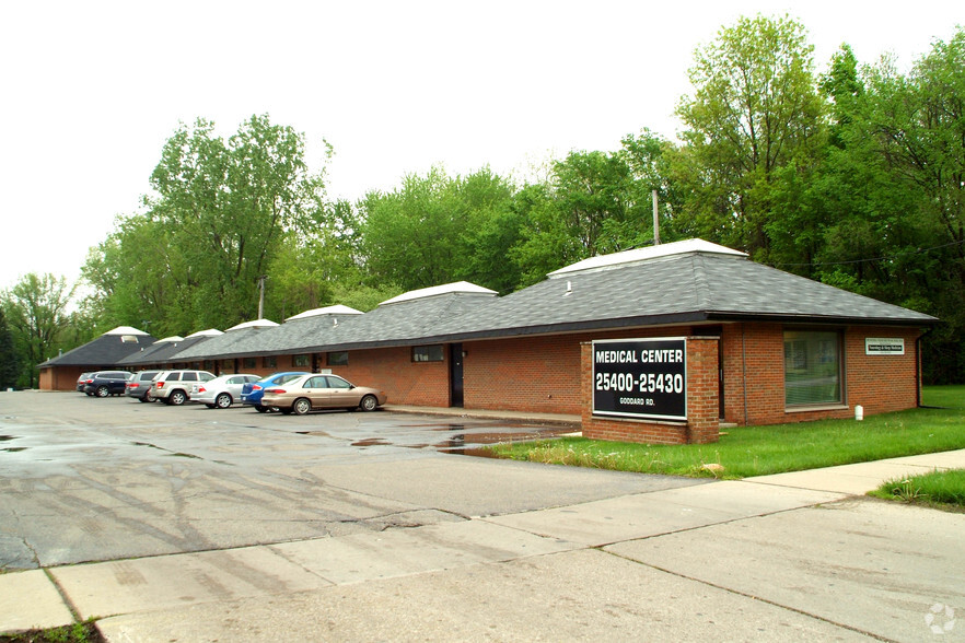 Primary Photo Of 25400-25430 Goddard Rd, Taylor Medical For Sale