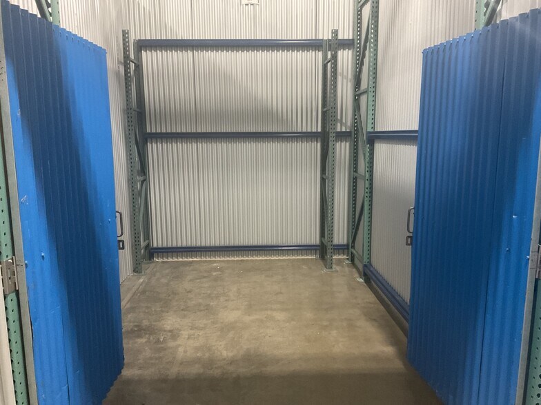 More Photos Of 245 S Spruce Ave, South San Francisco Distribution For Lease