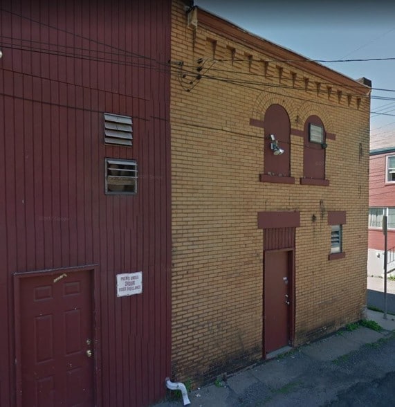 More Photos Of 1327 Arch St, Pittsburgh Apartments For Lease