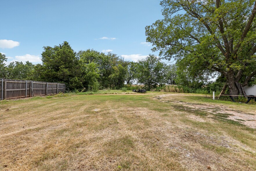 More Photos Of 930 W Main St, Jenks Medical For Sale