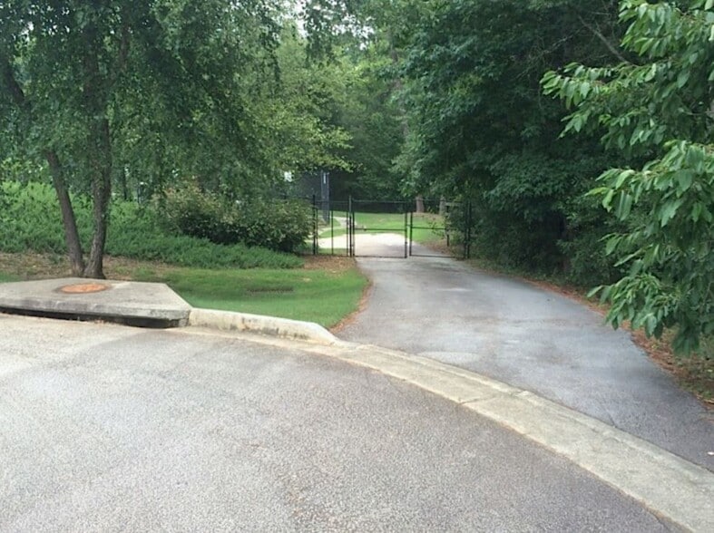 More Photos Of 2084 McGee Rd, Snellville Swimming Pool For Sale