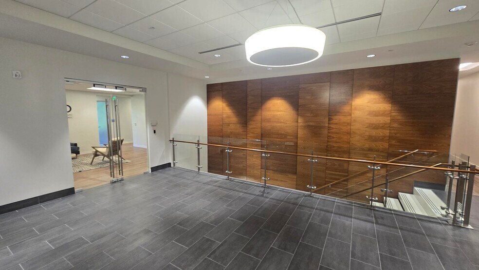 More Photos Of 1501 Belle Isle Ave, Mount Pleasant Office For Lease