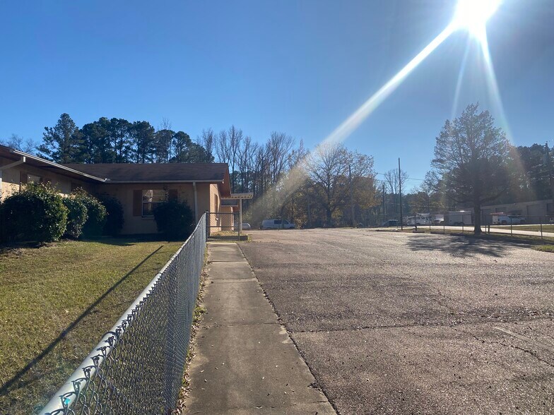 More Photos Of 120 Head Start Ln, Pearl Office For Sale