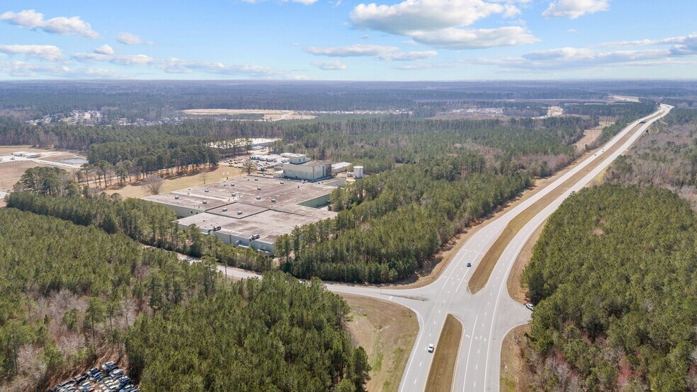 More Photos Of 197 Bosch Blvd, New Bern Warehouse For Lease