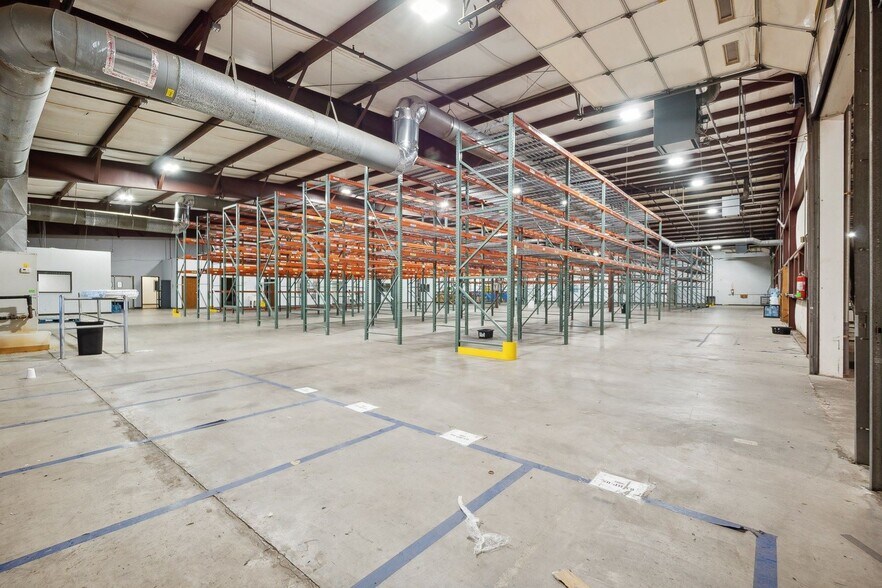 More Photos Of 3100 S Meridian Ave, Oklahoma City Manufacturing For Sale