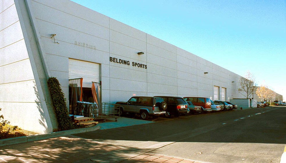 More Photos Of 1620 Emerson Ave, Oxnard Manufacturing For Lease