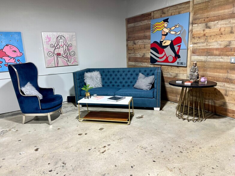 More Photos Of 3221-3273 NW 7th Ave, Miami Flex For Lease