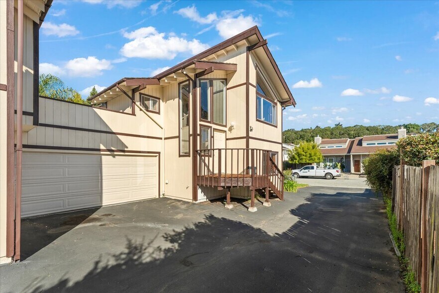 More Photos Of 2122 Penasquitas Dr, Aptos Apartments For Sale