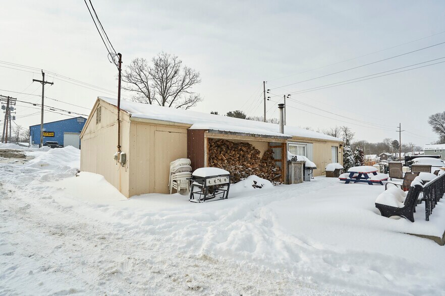 More Photos Of 295 Water St, Wadsworth Warehouse For Sale