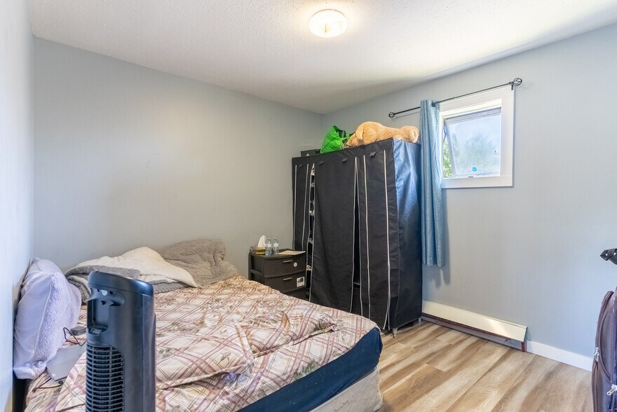 More Photos Of 1801 Chapman St, Merritt Apartments For Sale
