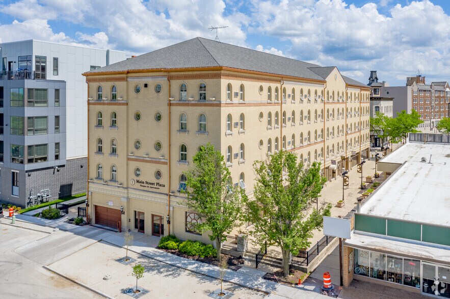 More Photos Of 234 W Main St, Waukesha Apartments For Lease