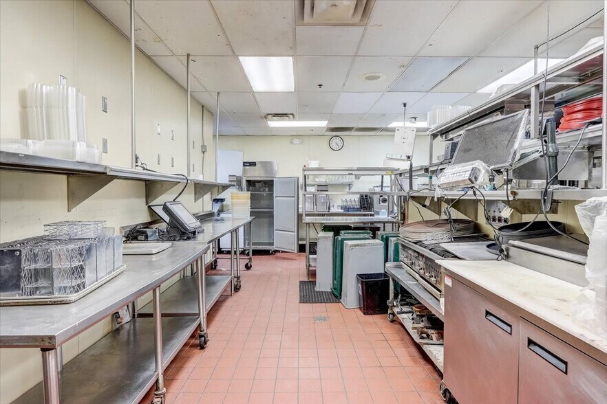 More Photos Of 10950 W Good Hope Rd, Milwaukee Restaurant For Sale