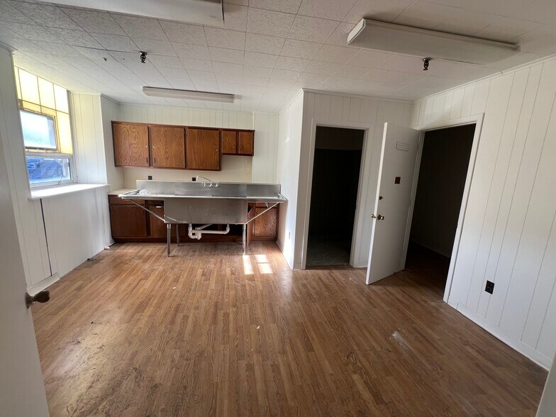 More Photos Of 2 Main St, Biddeford Unknown For Lease