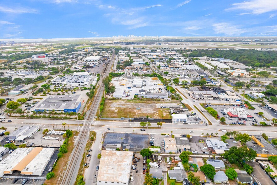 More Photos Of 201-203 W State Road 84, Fort Lauderdale Land For Lease
