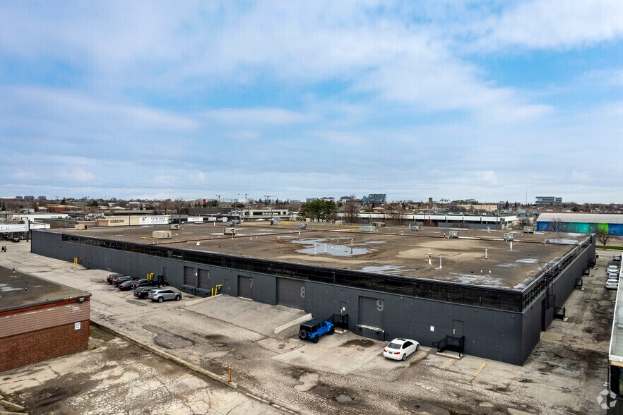 More Photos Of 95 Orfus Rd, Toronto Warehouse For Lease