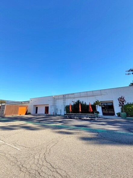 Primary Photo Of 75 Robin Hill Rd, Goleta Manufacturing For Lease