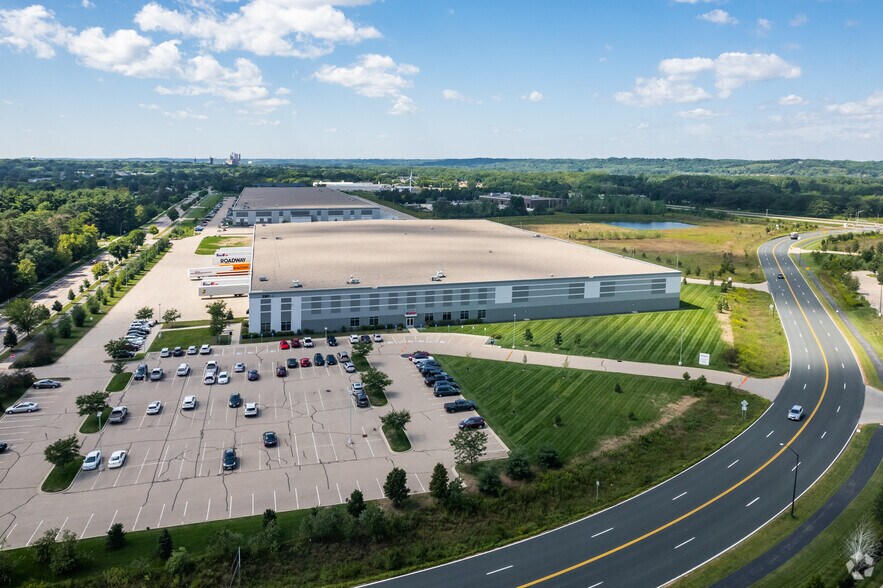 More Photos Of 2301 4th Ave E, Shakopee Manufacturing For Lease