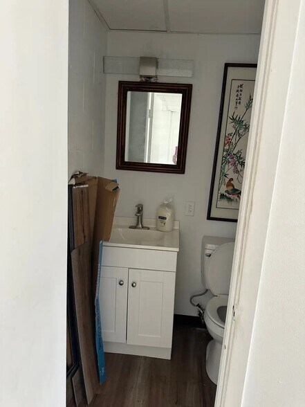 More Photos Of 1320 Veterans Memorial Blvd, Metairie Freestanding For Sale