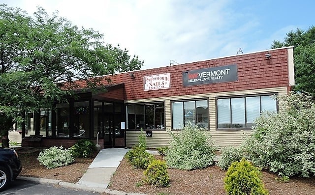 More Photos Of 544 Highgate Commons Rd, Saint Albans Freestanding For Lease