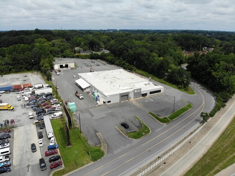 Primary Photo Of 900 S Thomasboro Dr, Charlotte Distribution For Lease