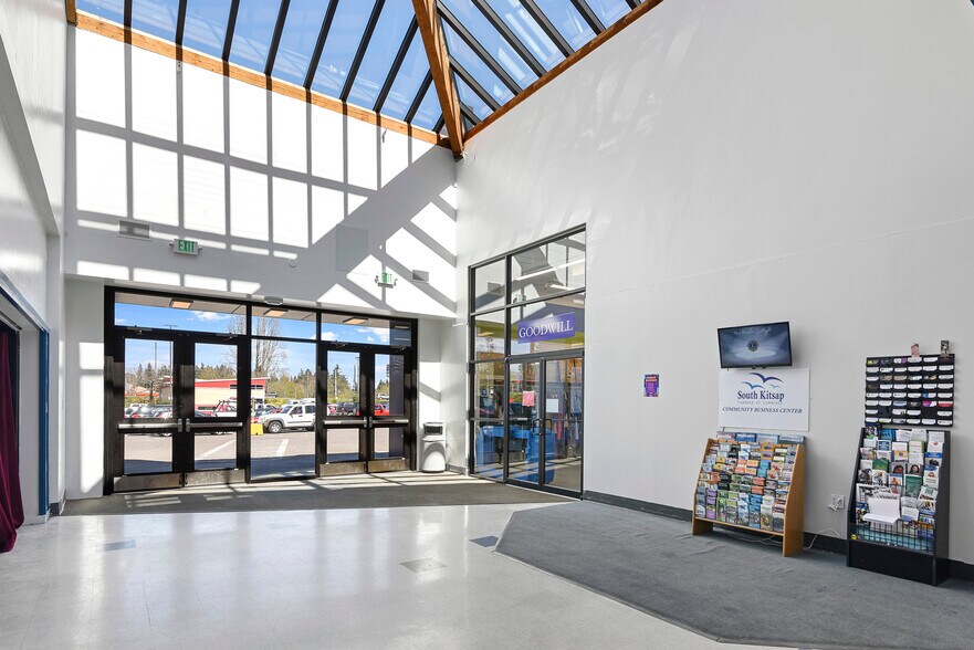 More Photos Of 1700 SE Mile Hill Dr, Port Orchard Unknown For Lease