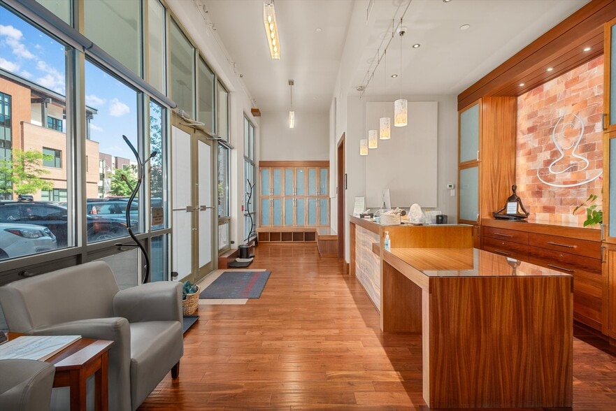 More Photos Of 241 Robinson St, Basalt Storefront For Sale