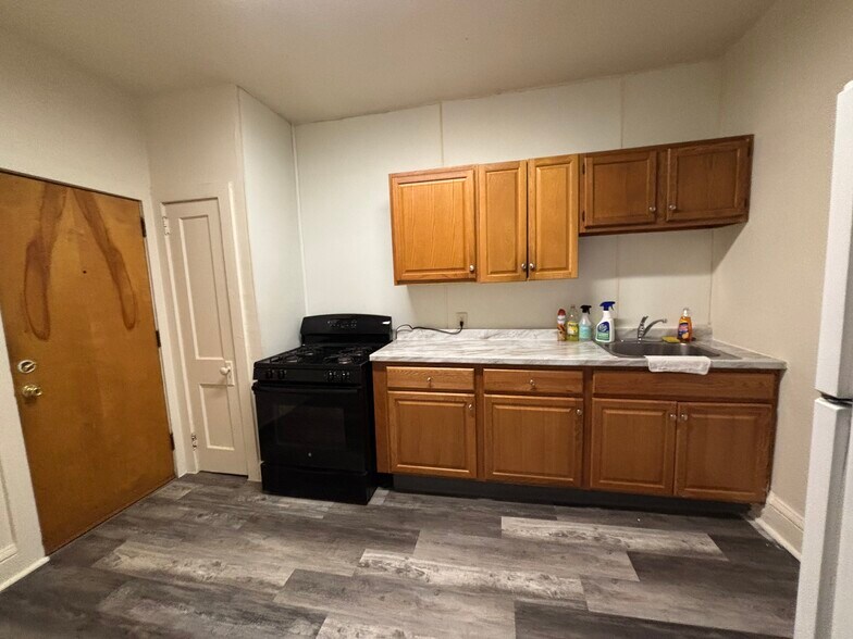 More Photos Of 222 S 15th St, Allentown Apartments For Sale